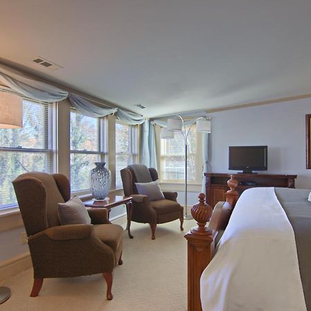 North Lodge On Oakland Bed And Breakfast Asheville Bagian luar foto