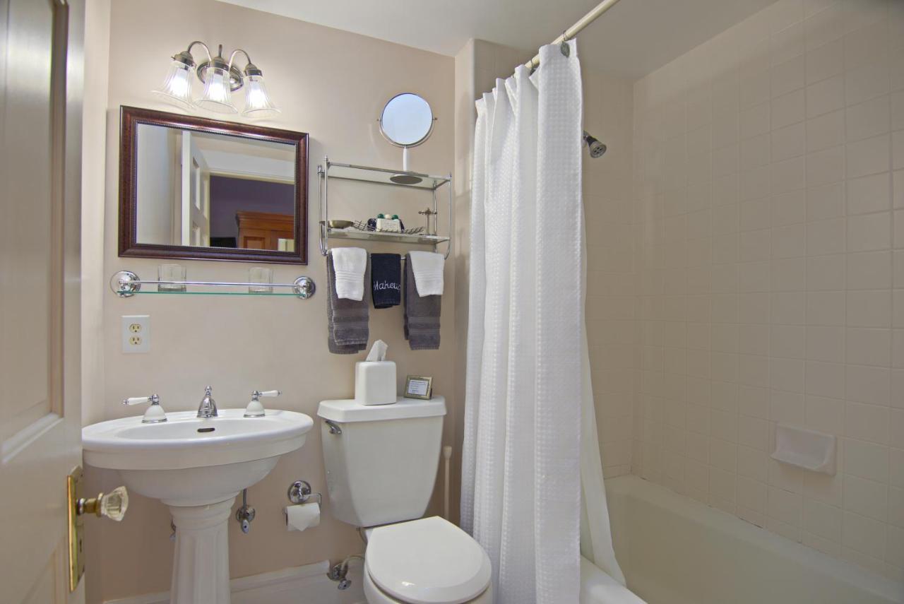 North Lodge On Oakland Bed And Breakfast Asheville Bagian luar foto